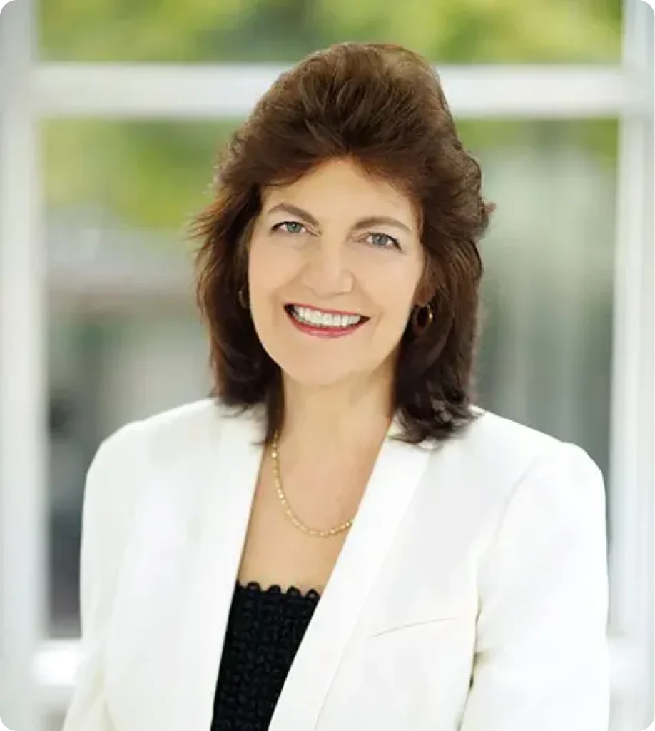 dr christine houghton headshot
